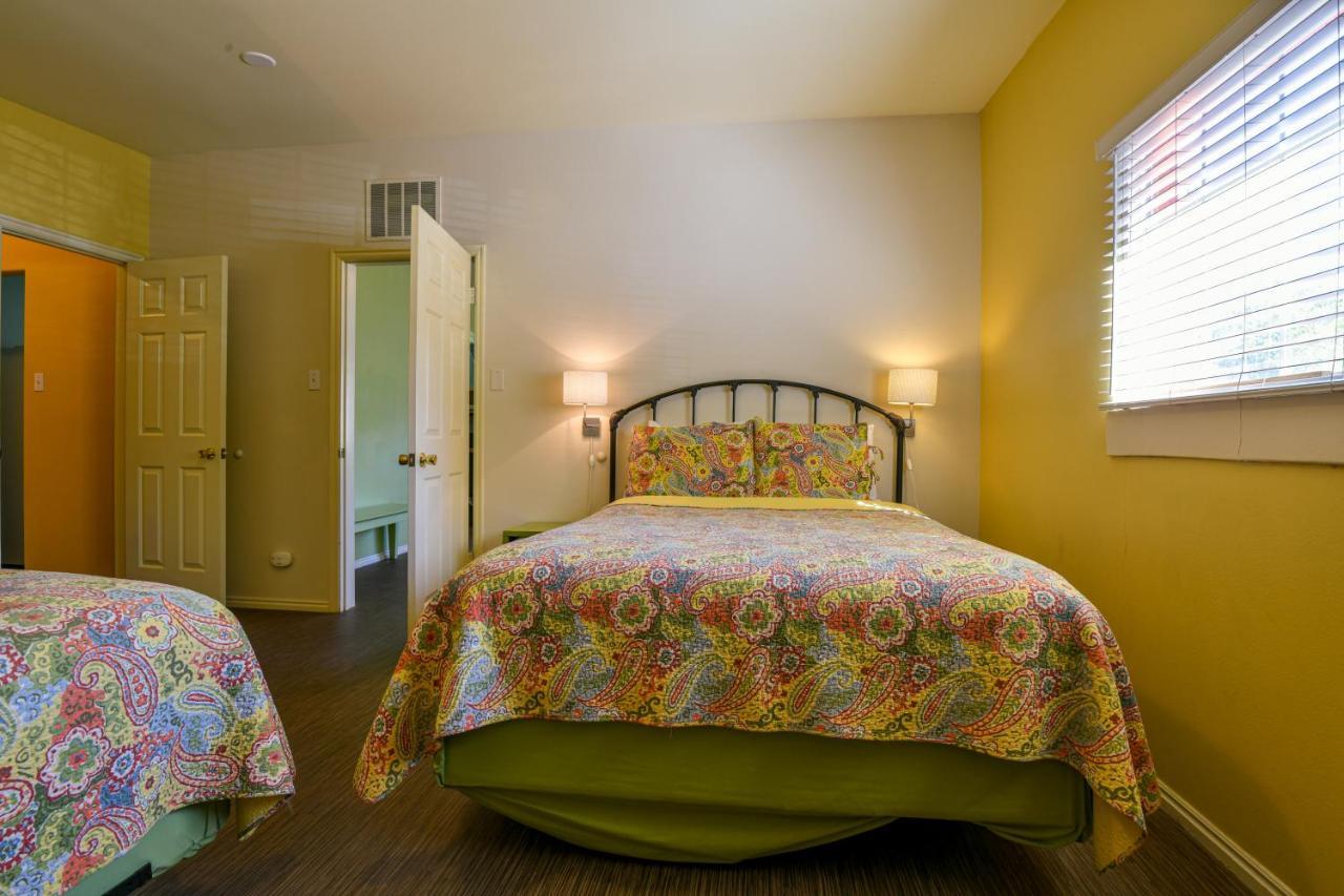 Inn 1 - Downtown 1 Bedroom Unit, Sleeps 6 With Shared Hot Tub Moab Zewnętrze zdjęcie