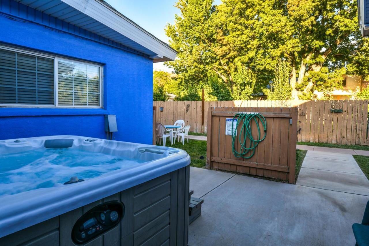 Inn 1 - Downtown 1 Bedroom Unit, Sleeps 6 With Shared Hot Tub Moab Zewnętrze zdjęcie